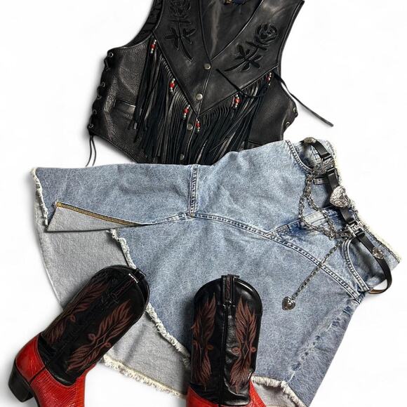 Miami by francescas size small (28x30) asymmetrical light wash denim midi - Picture 1 of 1